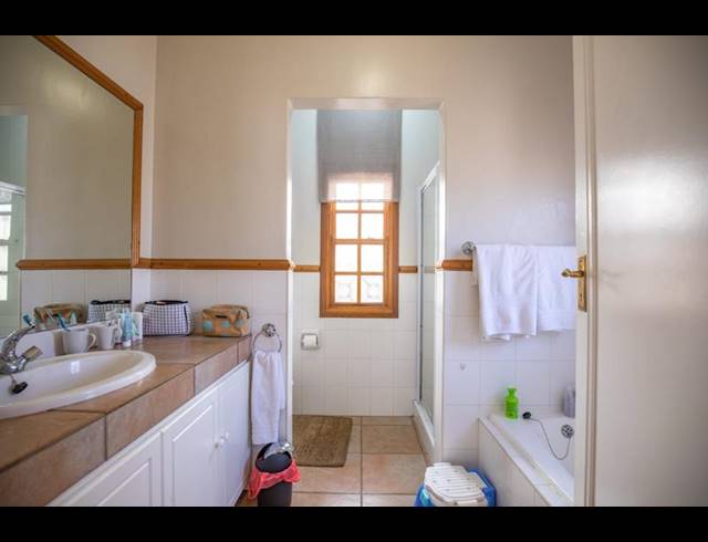 3 BEDROOM HOUSE FOR SALE IN BROOKLYN